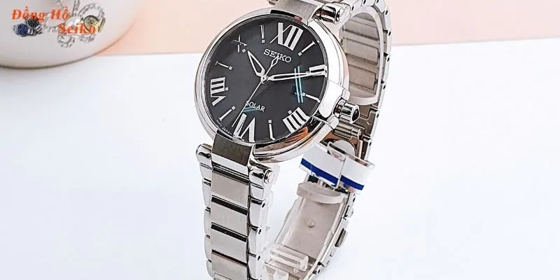 Vỏ và dây đeo thép không gỉ bền bỉ và chắc chắn